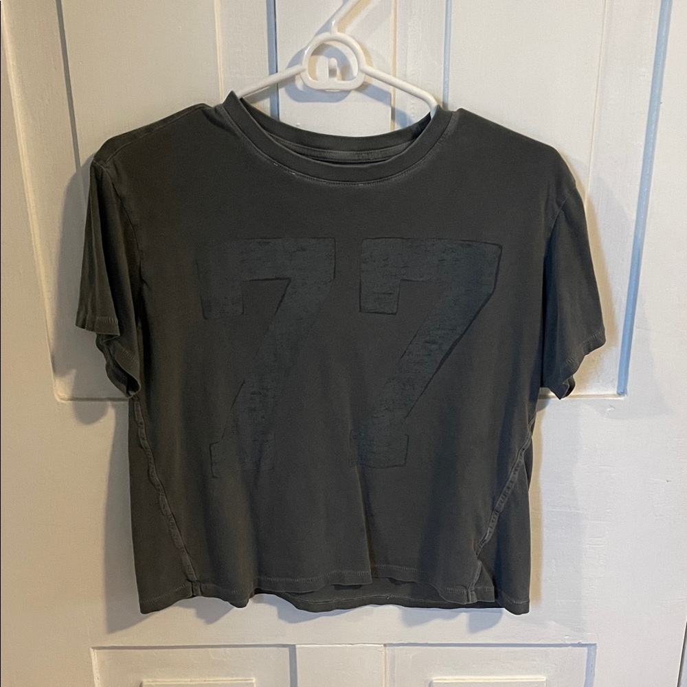 American Eagle Outfitters Charcoal Graphic Tee